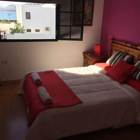 Arrieta Sleeps 2 Pool Wifi 아파트
