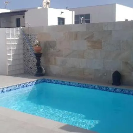Arrieta Sleeps 2 Pool Wifi * 아리에타